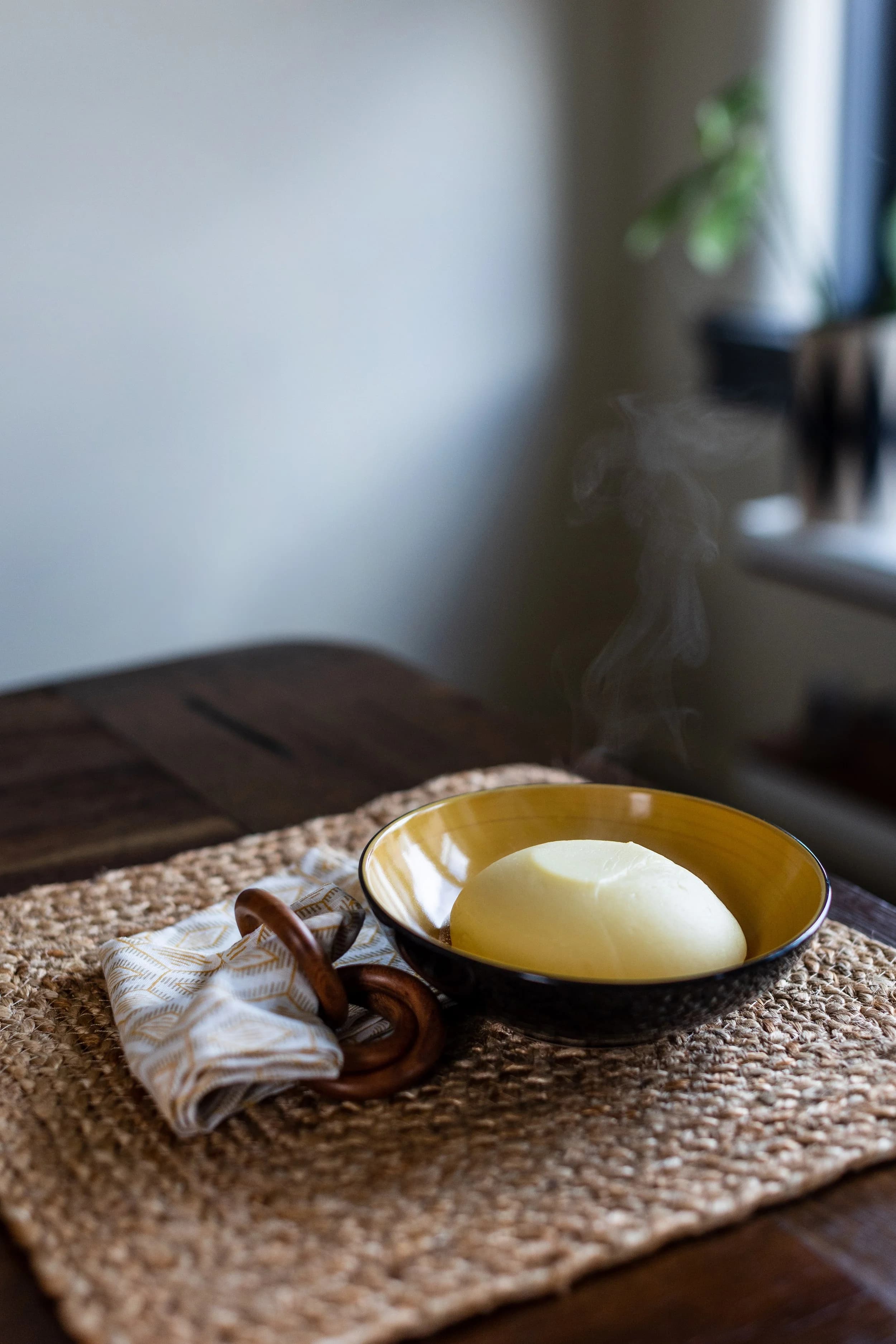 Fresh fufu ready to tear and scoop
